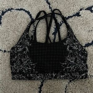 Lululemon bra small